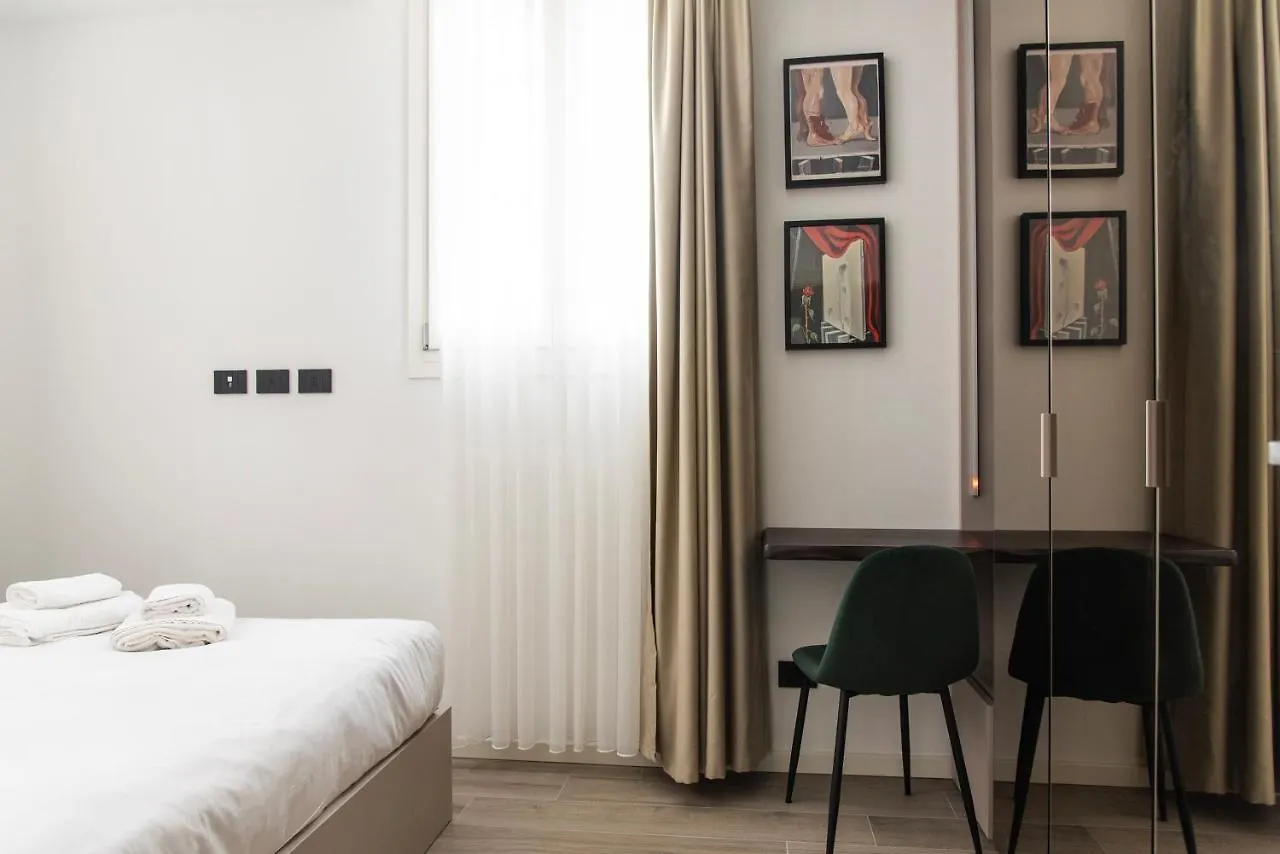 Appartement Youhosty - Montebianco 4/6 Milan